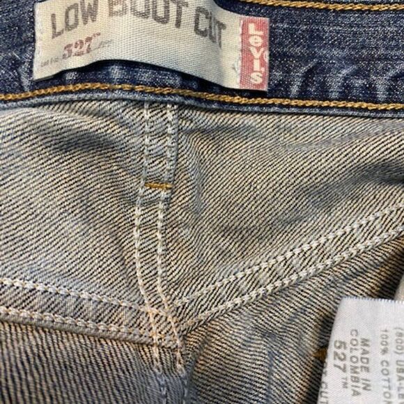 Levi's 527 5 pocket distressed bootcut jeans, size 34/32 - Picture 4 of 4